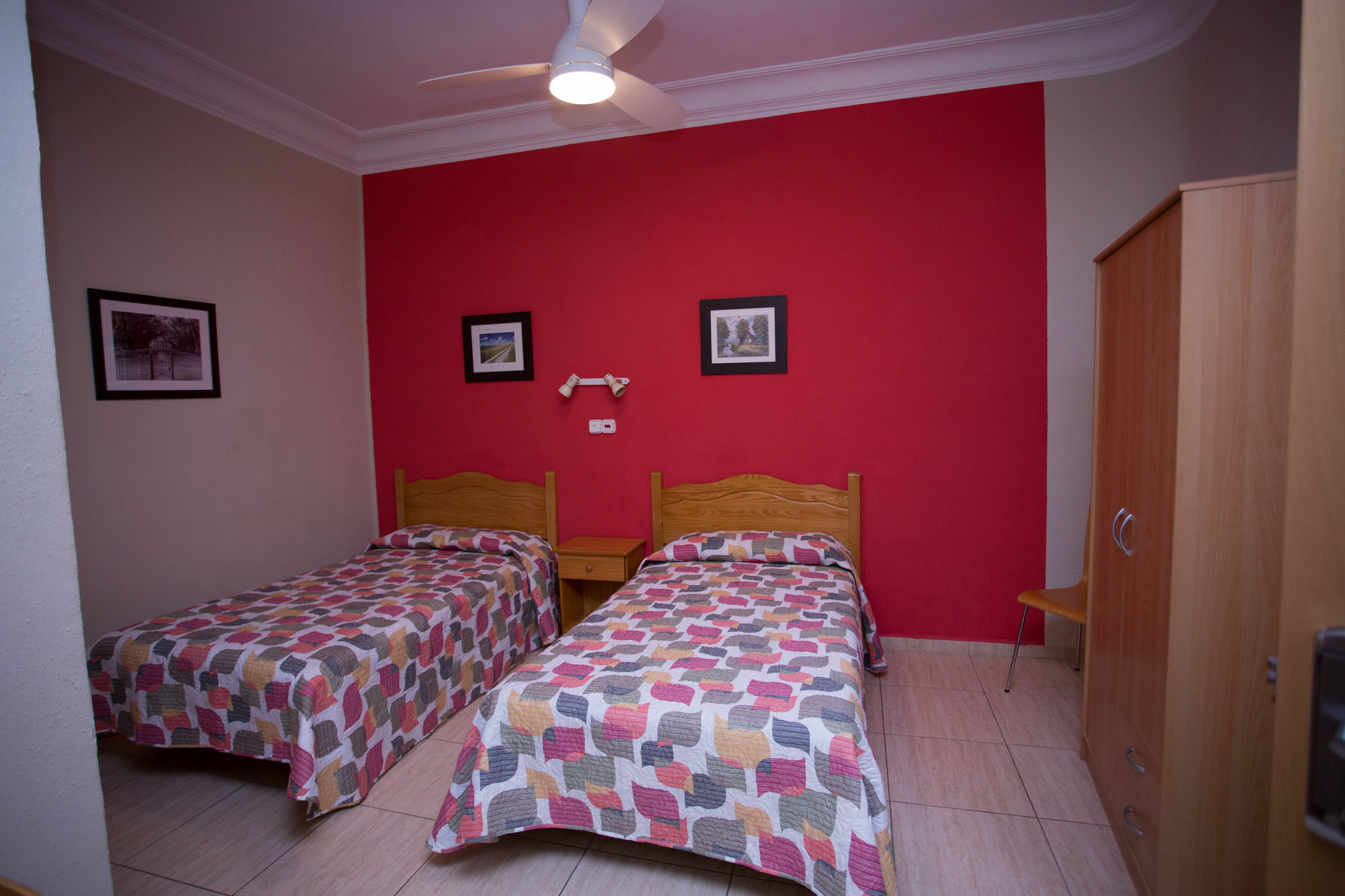 Hostal Navarra Zaragoza Exterior photo
