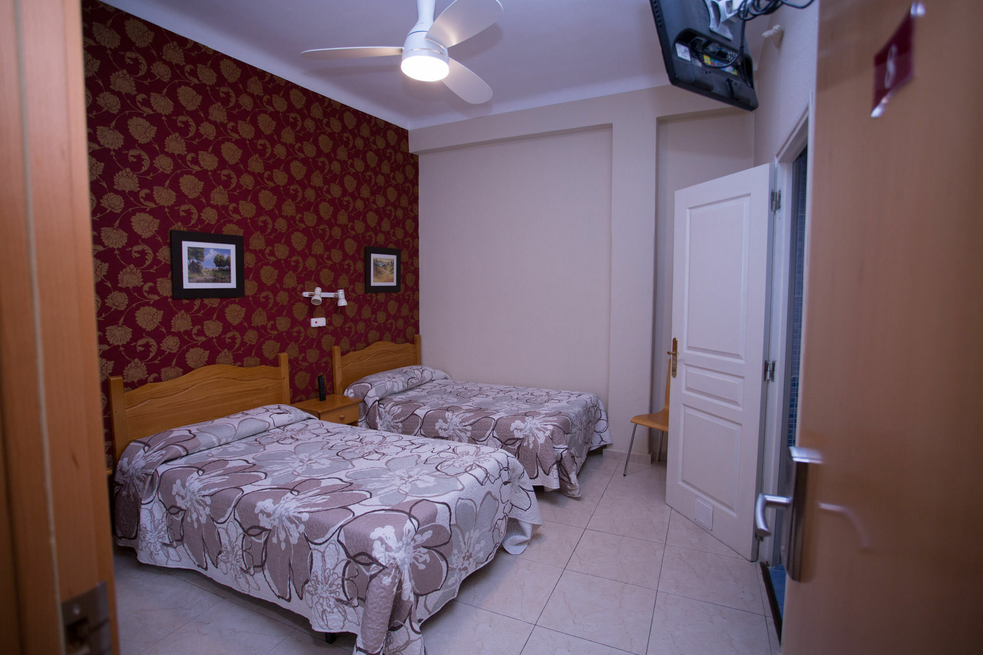 Hostal Navarra Zaragoza Exterior photo